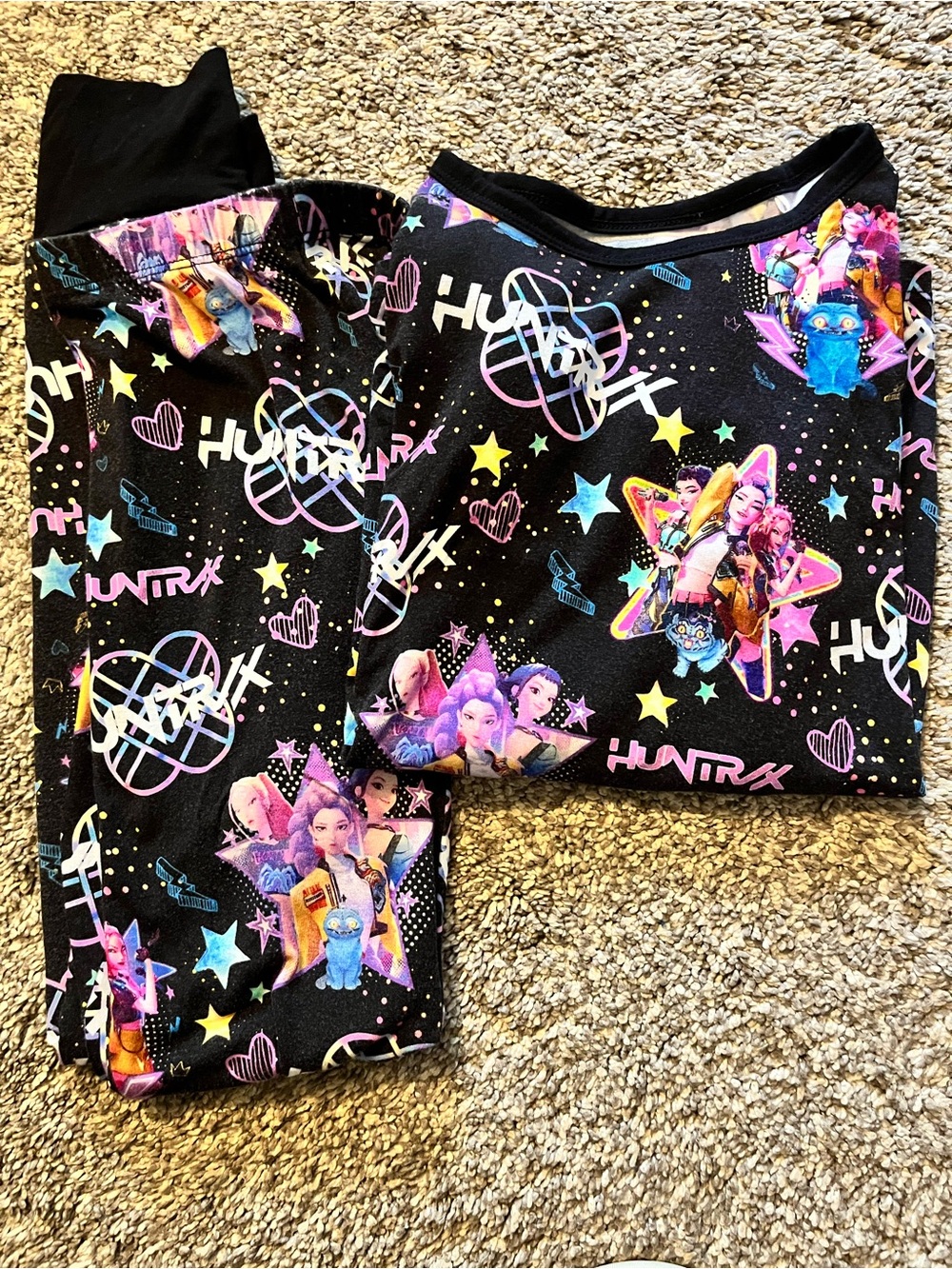 HUNTRX Girls' Black Neon Star Pajama Set